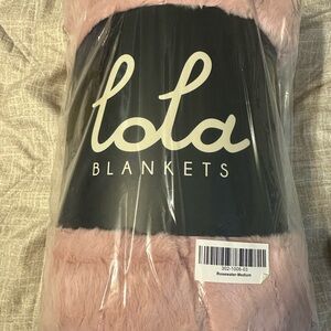 Lola Rose Faux Fur Throw